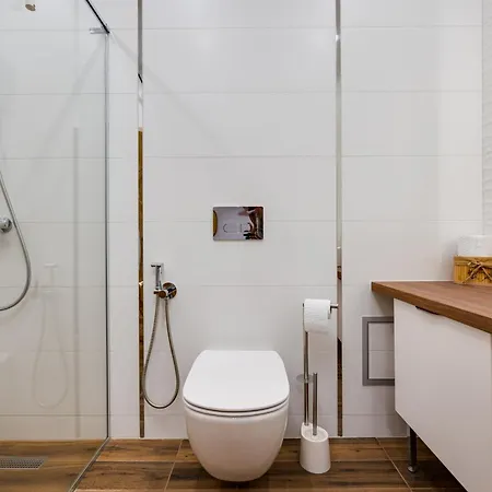 Stylish Flat With Parking For 4 Guest Apartament Varna