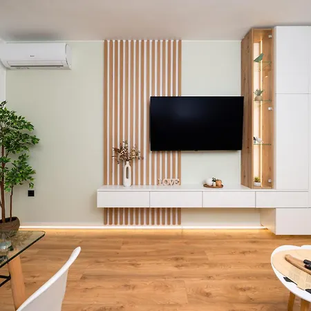 Stylish Flat With Parking For 4 Guest * Varna